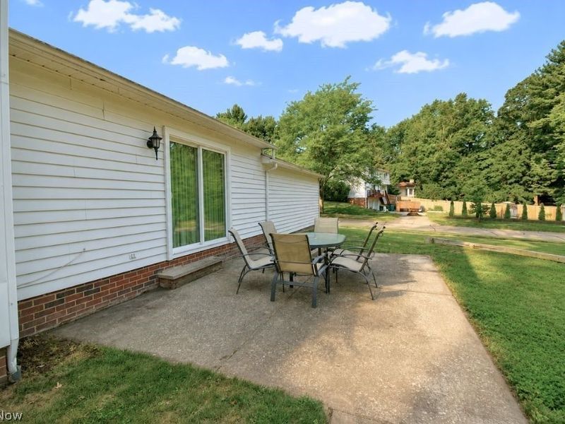 9237 Creekwood Drive, Mentor, OH 44060 Photo 12