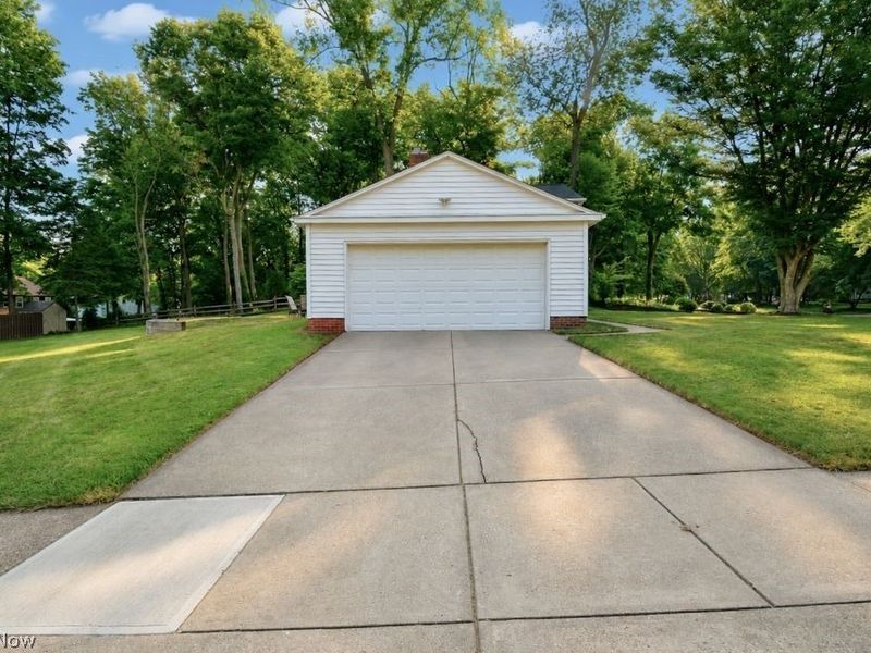 9237 Creekwood Drive, Mentor, OH 44060 Photo 8