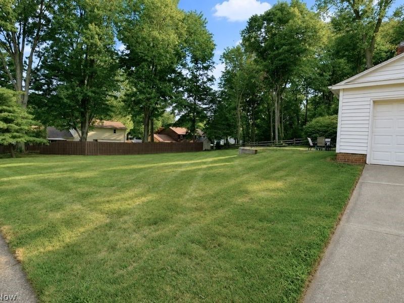 9237 Creekwood Drive, Mentor, OH 44060 Photo 9