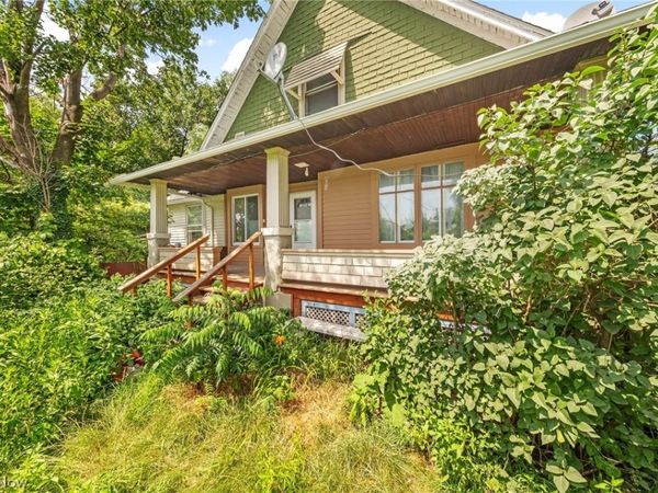 4357 Torwood Court , Cleveland, OH 44109