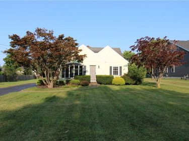 908 N Greece Road, Rochester, NY 14626