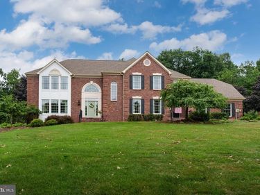17 SHY CREEK ROAD, PITTSTOWN, NJ 08867
