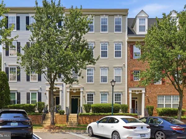 152 MILL GREEN AVENUE, Unit 200, GAITHERSBURG, MD 20878