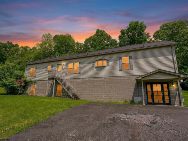 179 TONY RUNDLE Road, Grafton, WV 26354