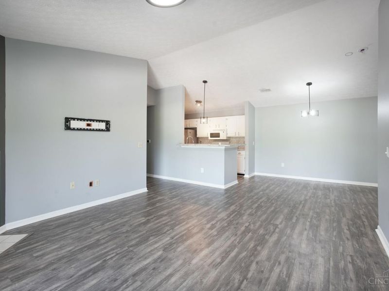 7736 scioto Court, Unit 315, West Chester, OH 45069 Photo 5