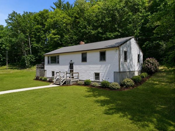 39 Bullseye Curve Road, Wentworth, NH 03282
