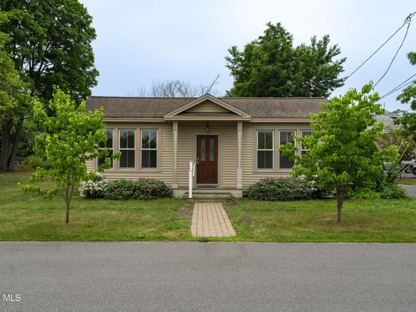 52 Mitchell Street, Saratoga Springs, NY 12866