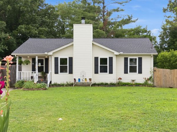 609 Eagle Ct , La Vergne, TN 37086