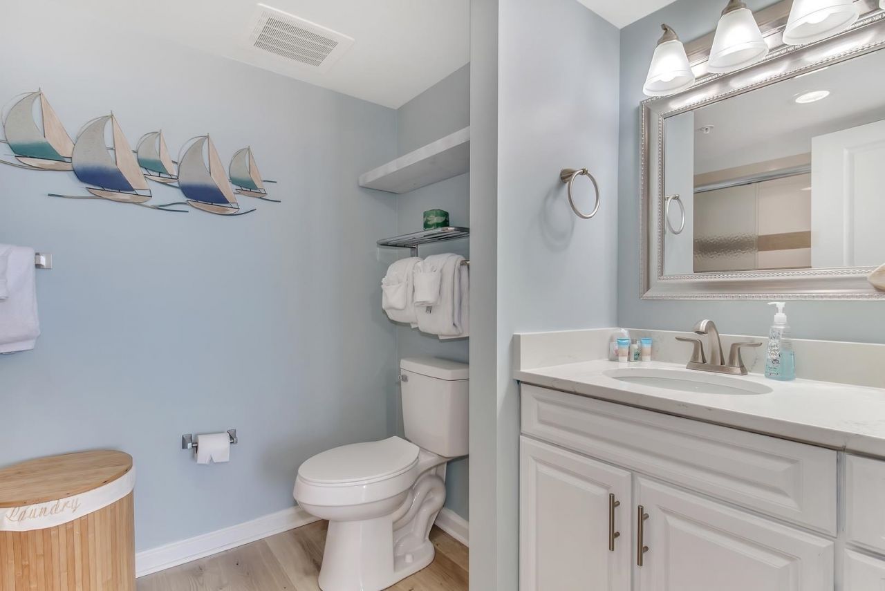 1819 N Ocean Blvd. Photo 25