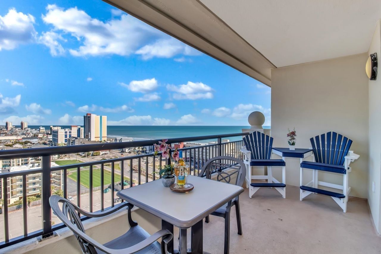 1819 N Ocean Blvd. Photo 4