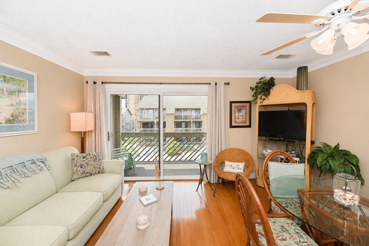 200 Maison Dr.  Photo 12