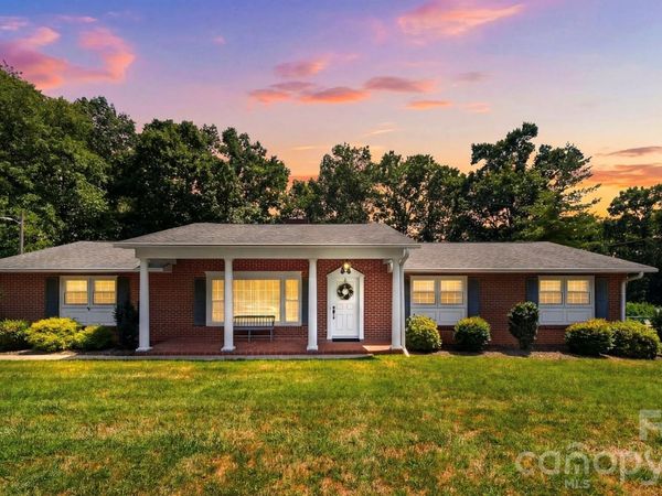 1599 Oakmont Drive , Lenoir, NC 28645