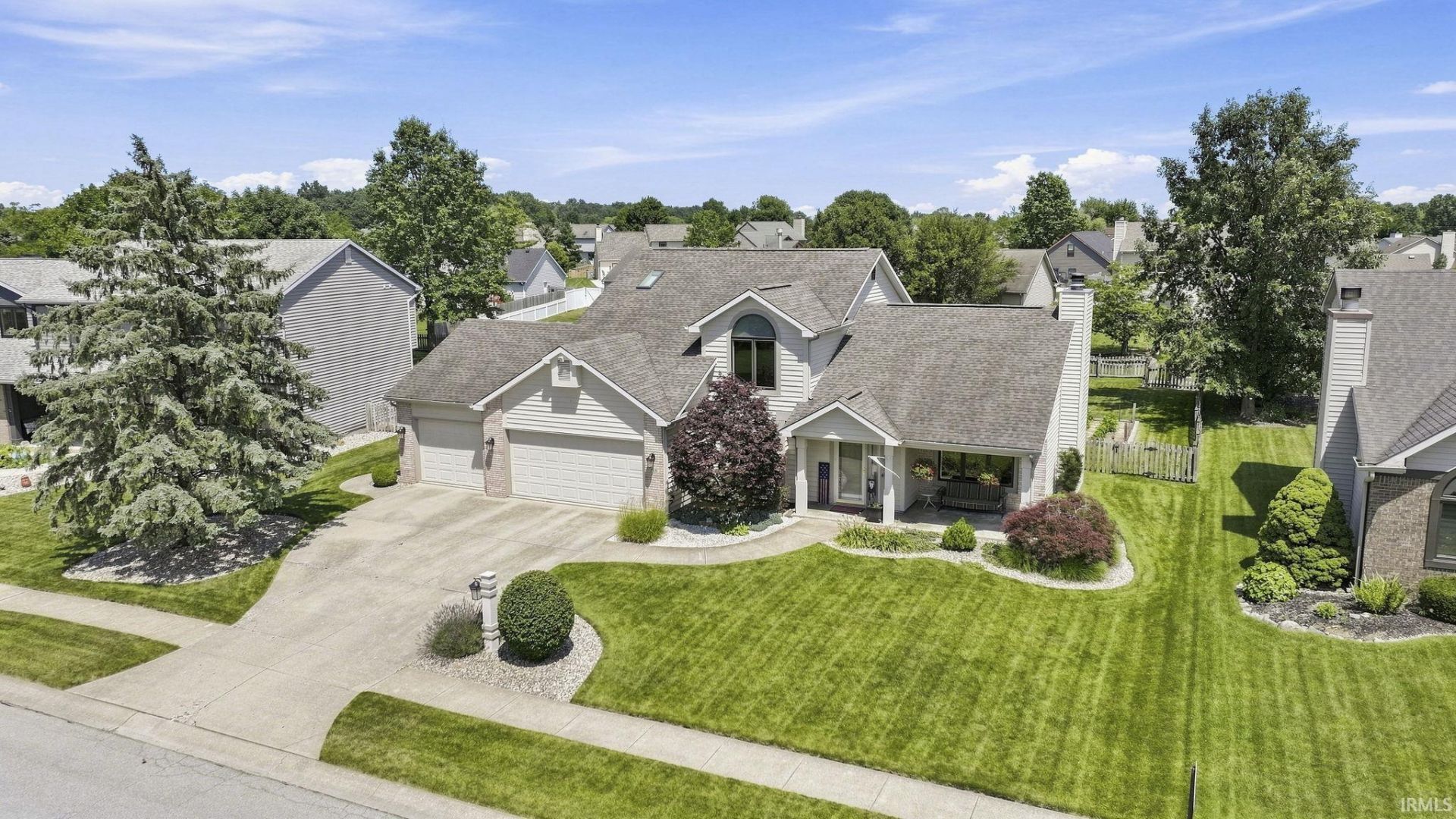 715 Timberlake Trail, Fort Wayne, IN 46804 Main Photo