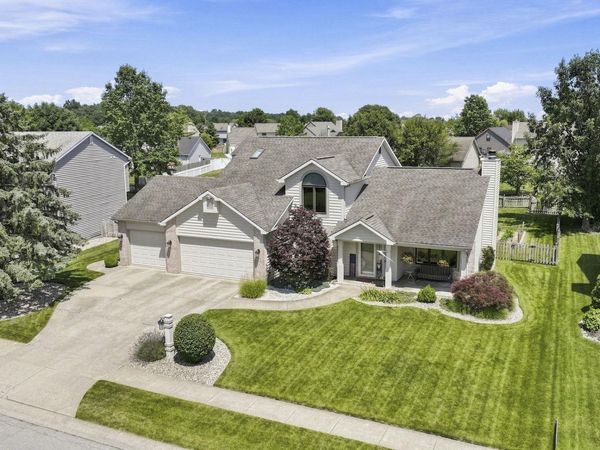 715 Timberlake Trail, Fort Wayne, IN 46804