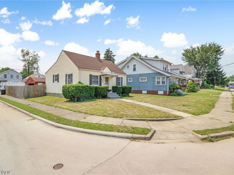 4701 Bader Avenue, Cleveland, OH 44109 Photo 29