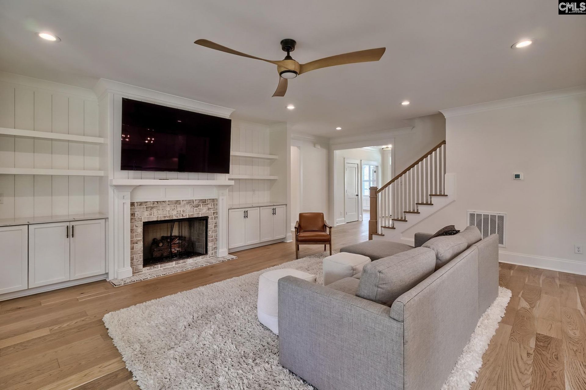 211 Clayborn Drive Photo 18