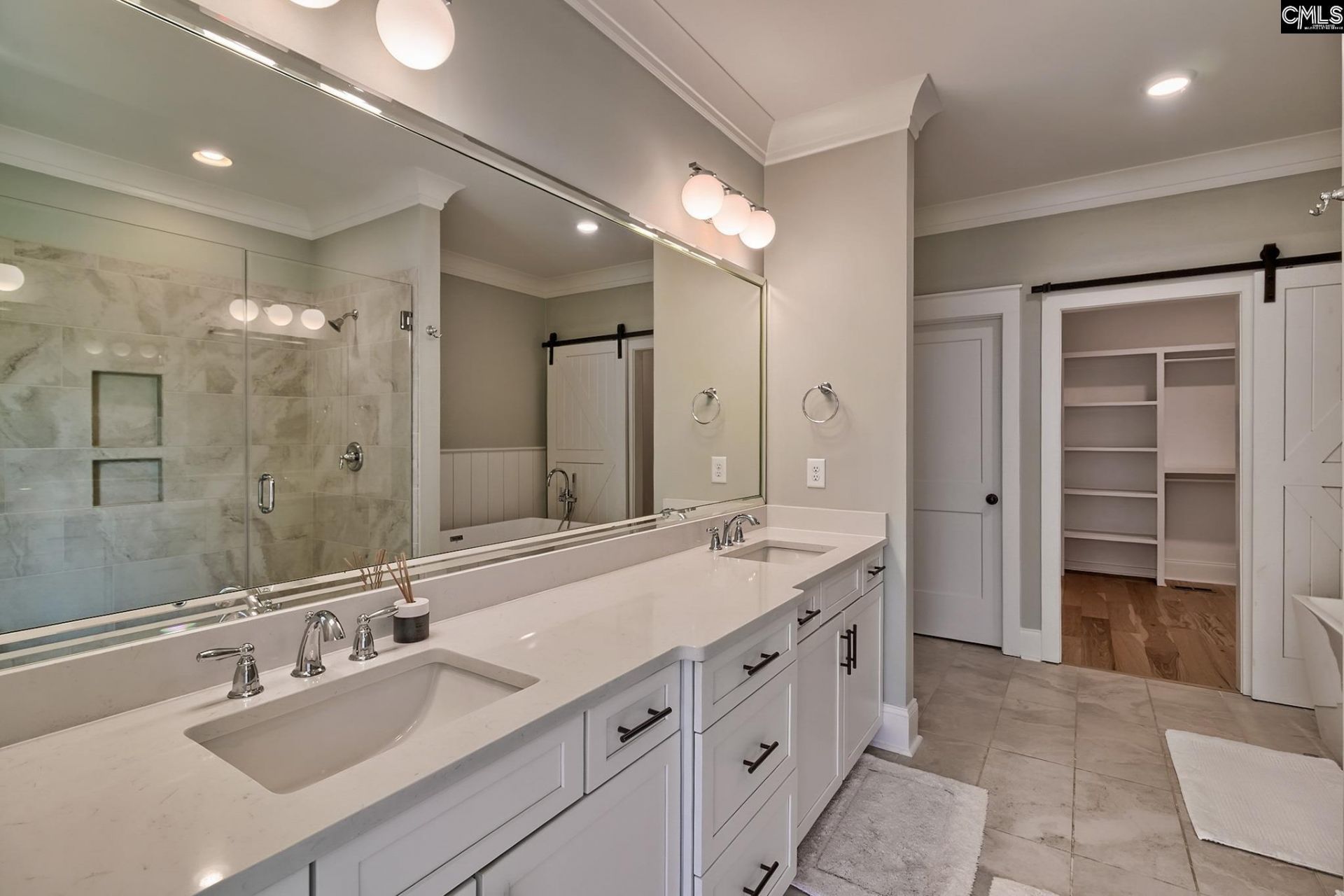 211 Clayborn Drive Photo 25