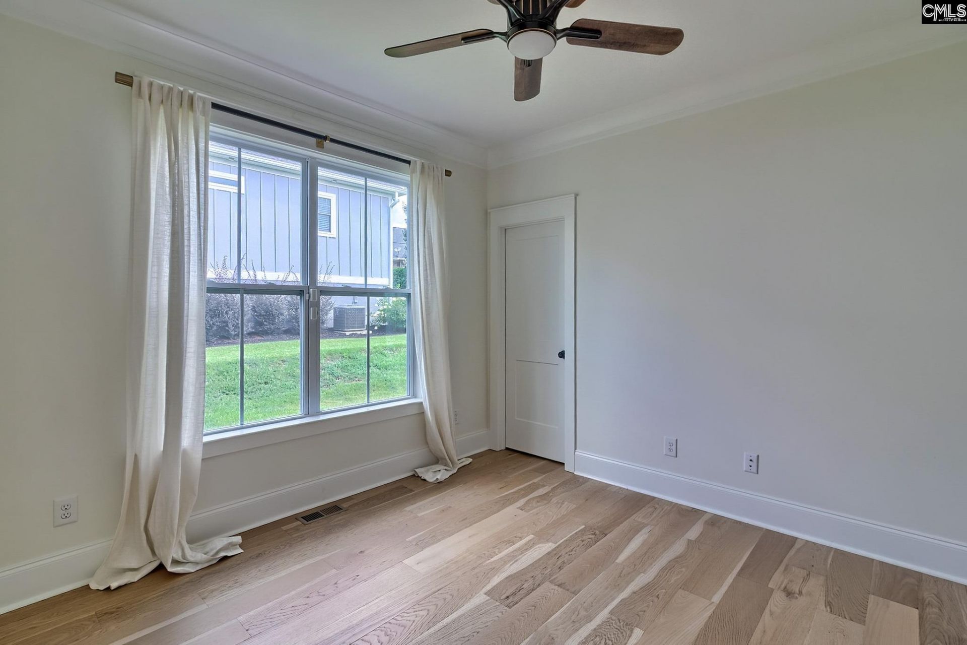 211 Clayborn Drive Photo 33