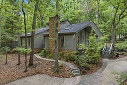 2109 Cedarbrook Court  photo 4