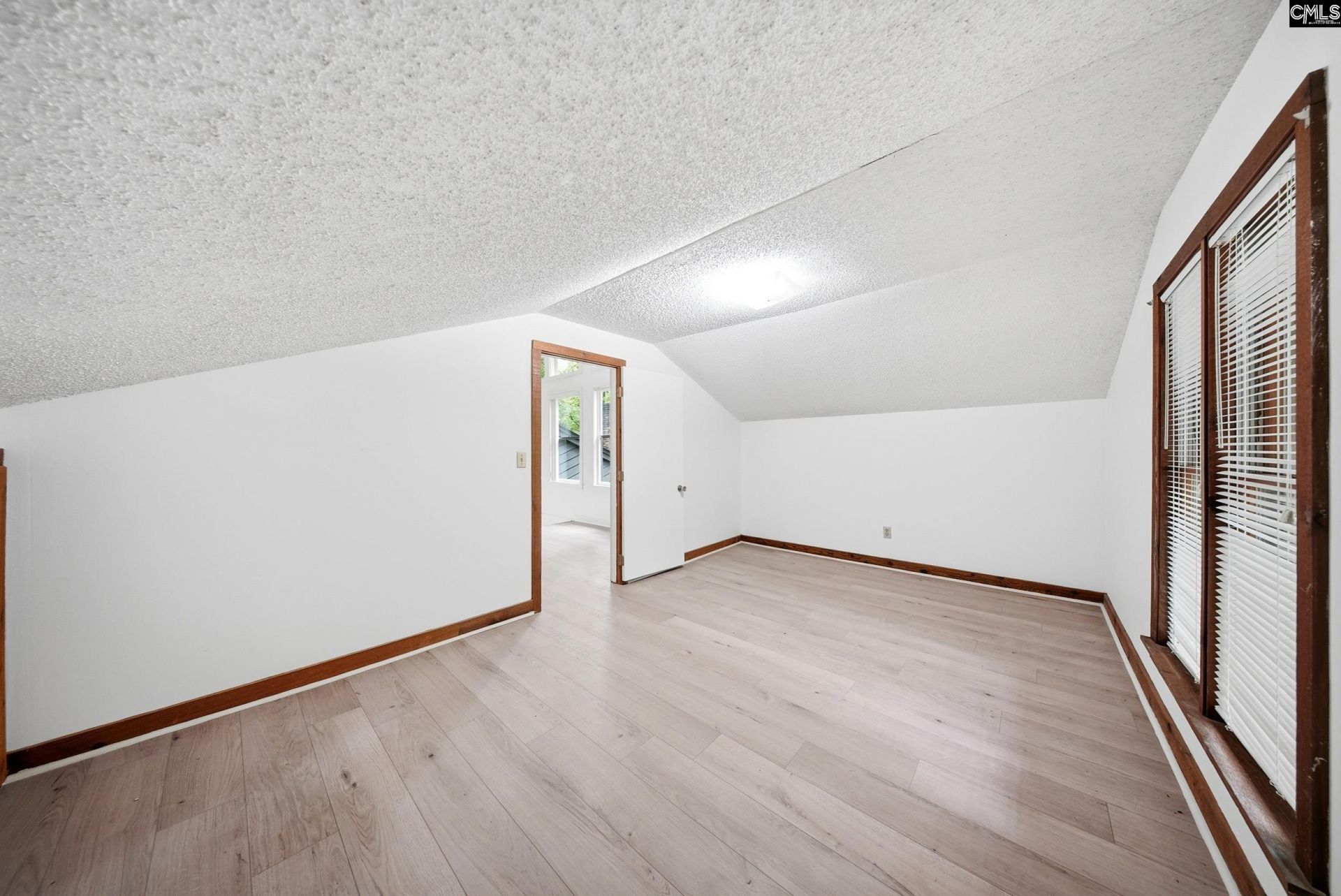 2109 Cedarbrook Court  Photo 32
