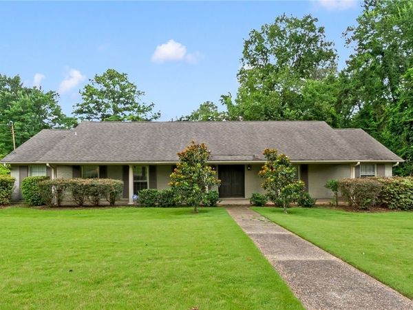 423 Woodridge Drive , Tuscaloosa, AL 35406