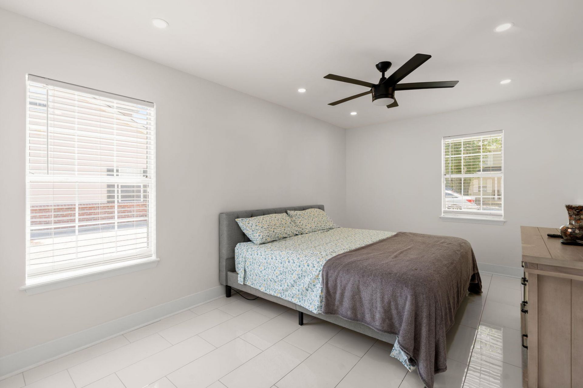 31 Woodleaf Court Photo 22