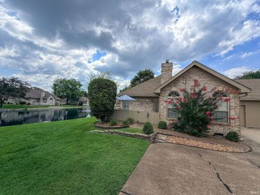 8227 River Park Way, Evansville, IN 47715
