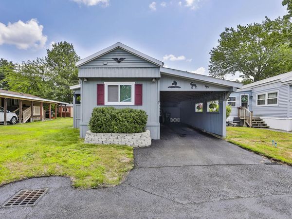 6 Cottonwood Lane, Merrimack, NH 03054