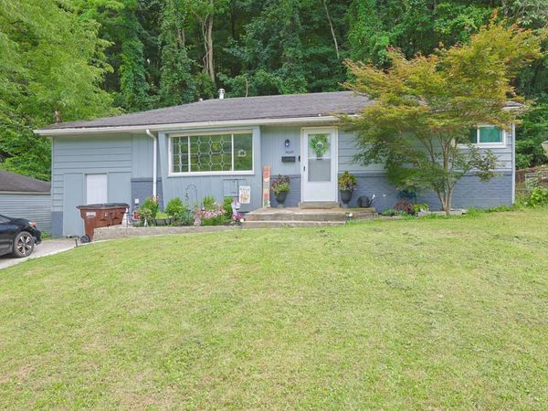 4045 Delhi Avenue, Cincinnati, OH 45204