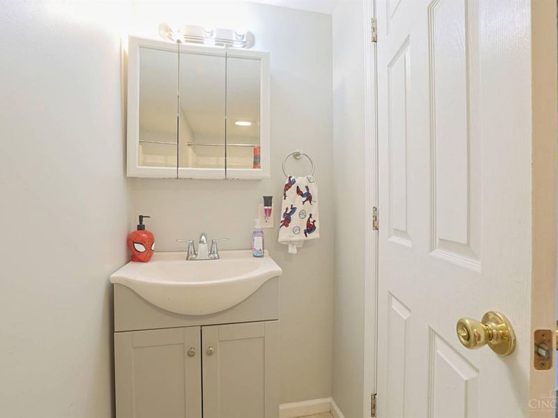 4045 Delhi Avenue, Cincinnati, OH 45204 Photo 21