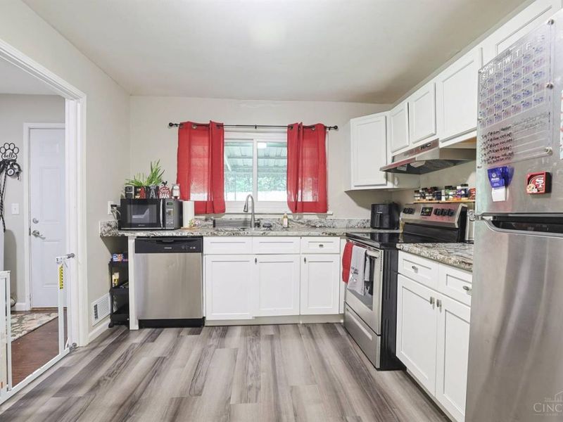 4045 Delhi Avenue, Cincinnati, OH 45204 Photo 6