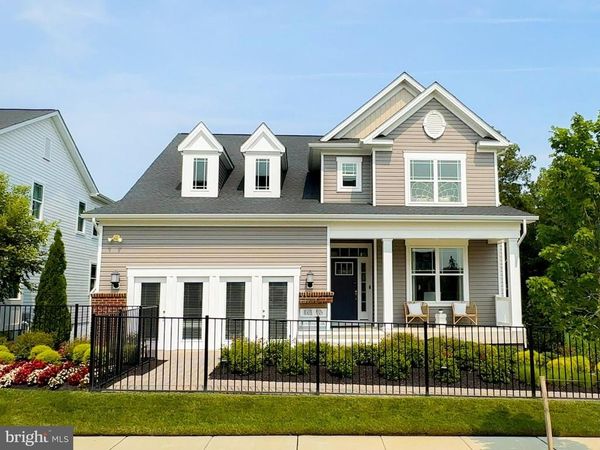 10524 COSMOS , LA PLATA, MD 20646
