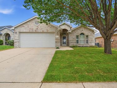 6613 Fitzgerald Street, Fort Worth, TX 76179