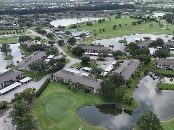 44 Plantation Drive, Unit 101, Vero Beach, FL 32966