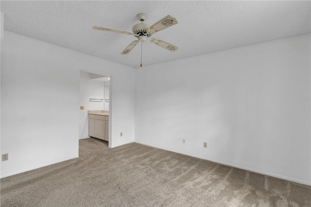 44 Plantation Drive, Unit 101, Vero Beach, FL 32966 Photo