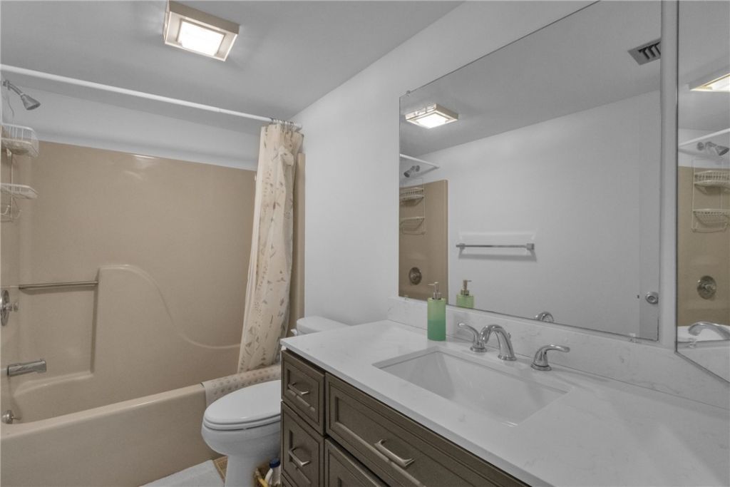 44 Plantation Drive, Unit 101, Vero Beach, FL 32966 Photo