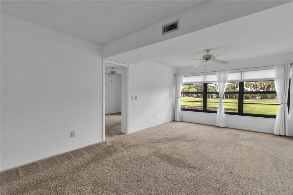 44 Plantation Drive, Unit 101, Vero Beach, FL 32966 Photo
