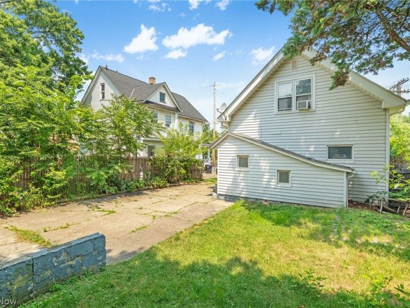 6740 Baxter Avenue, Cleveland, OH 44105 Photo 29