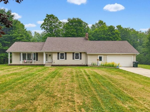 11187 Taylor May Road , Chagrin Falls, OH 44023