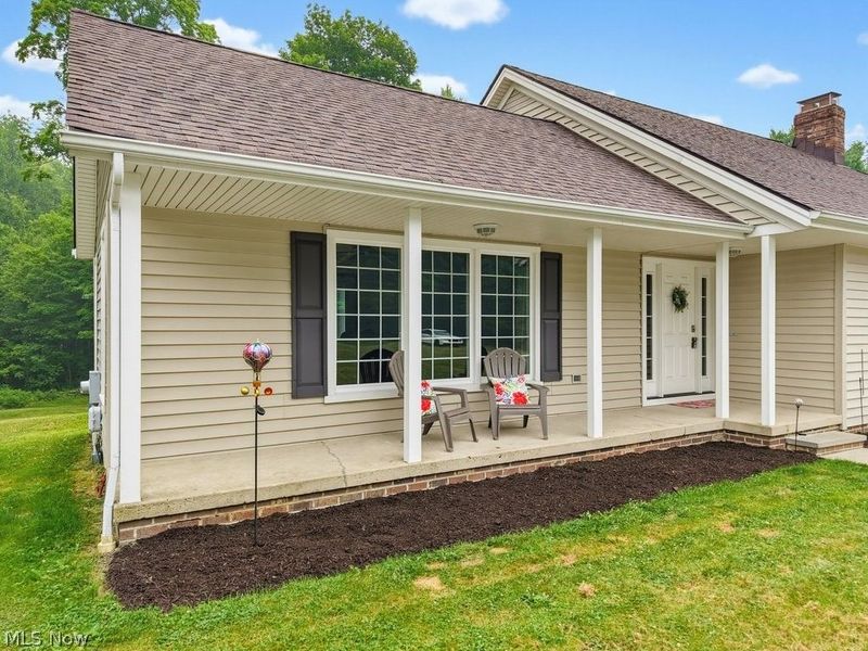 11187 Taylor May Road, Chagrin Falls, OH 44023 Photo 4