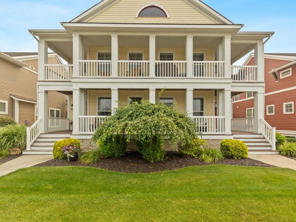 4668 Macatawa Legends Boulevard, Unit 6, Holland, MI 49424
