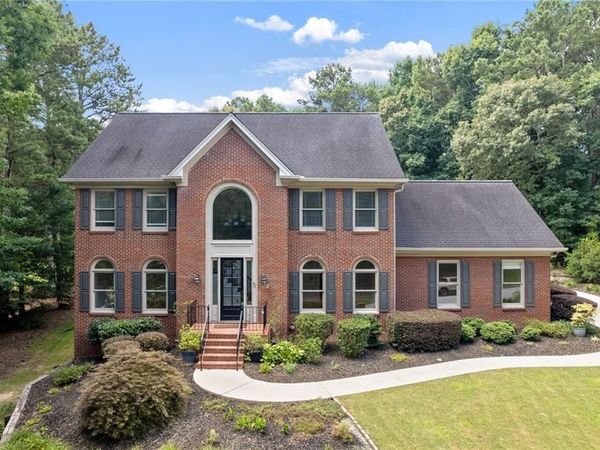 1580 Winding Creek Circle , Snellville, GA 30078