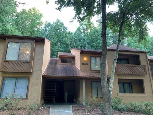 913 Seasons Parkway , Norcross, GA 30093