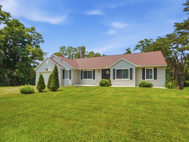 228 Jones Avenue SW, Pataskala, OH 43062 Photo 3