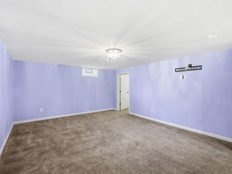 228 Jones Avenue SW, Pataskala, OH 43062 Photo 74