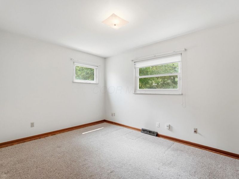 1523 Walkath Drive, Columbus, OH 43227 Photo 23