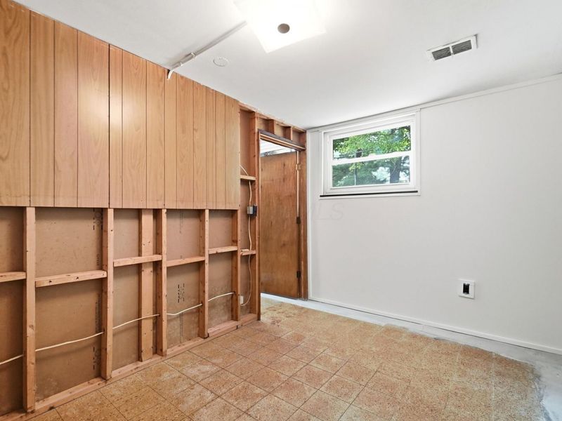 1523 Walkath Drive, Columbus, OH 43227 Photo 35