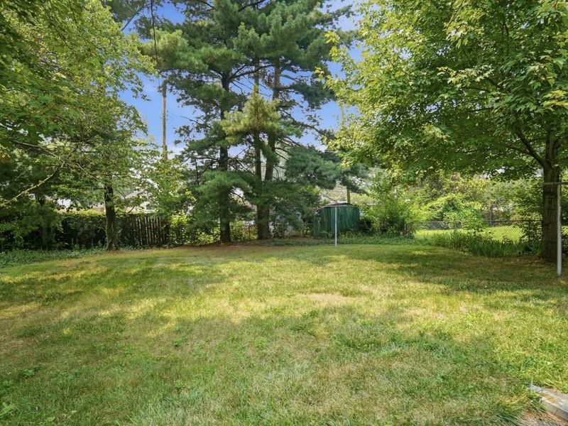 1523 Walkath Drive, Columbus, OH 43227 Photo 41
