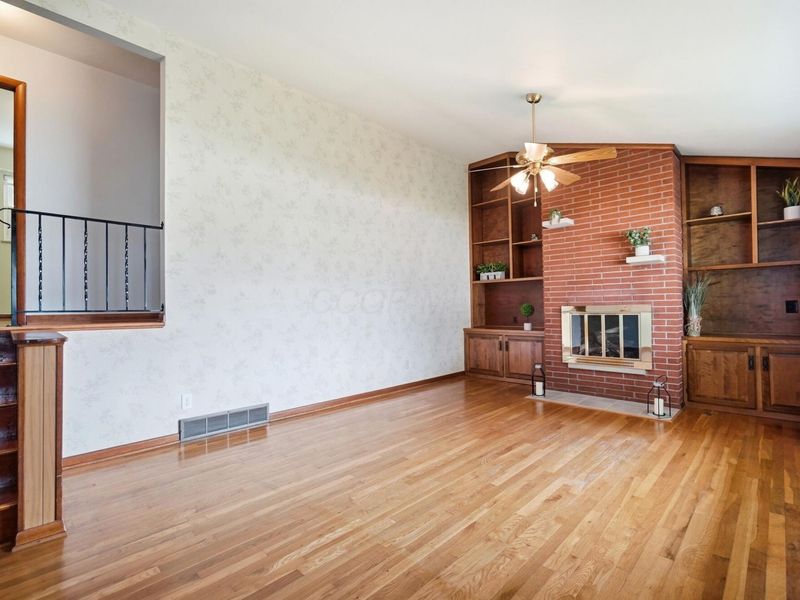 1523 Walkath Drive, Columbus, OH 43227 Photo 9