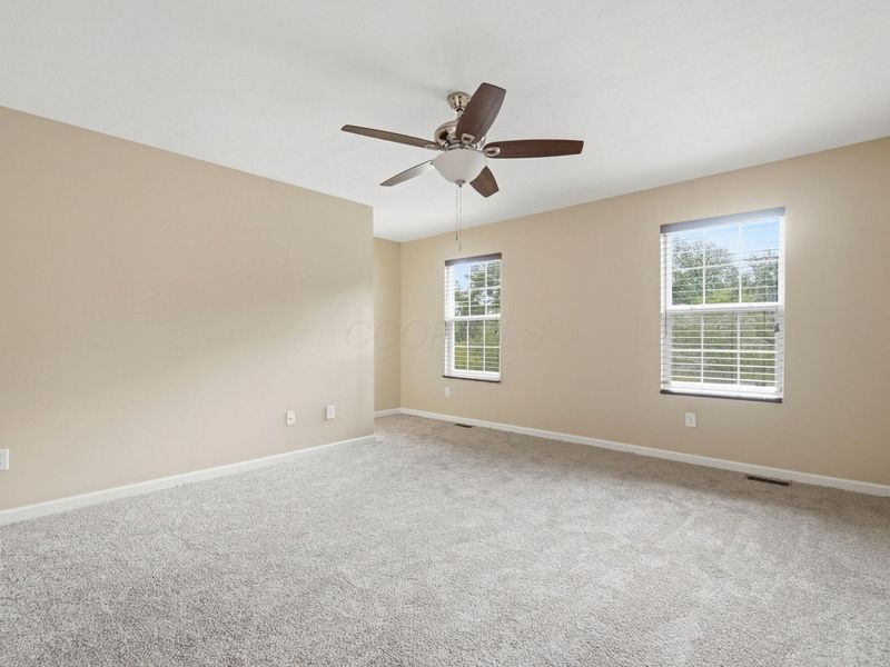 255 Glen Crossing Drive, Pataskala, OH 43062 Photo 17